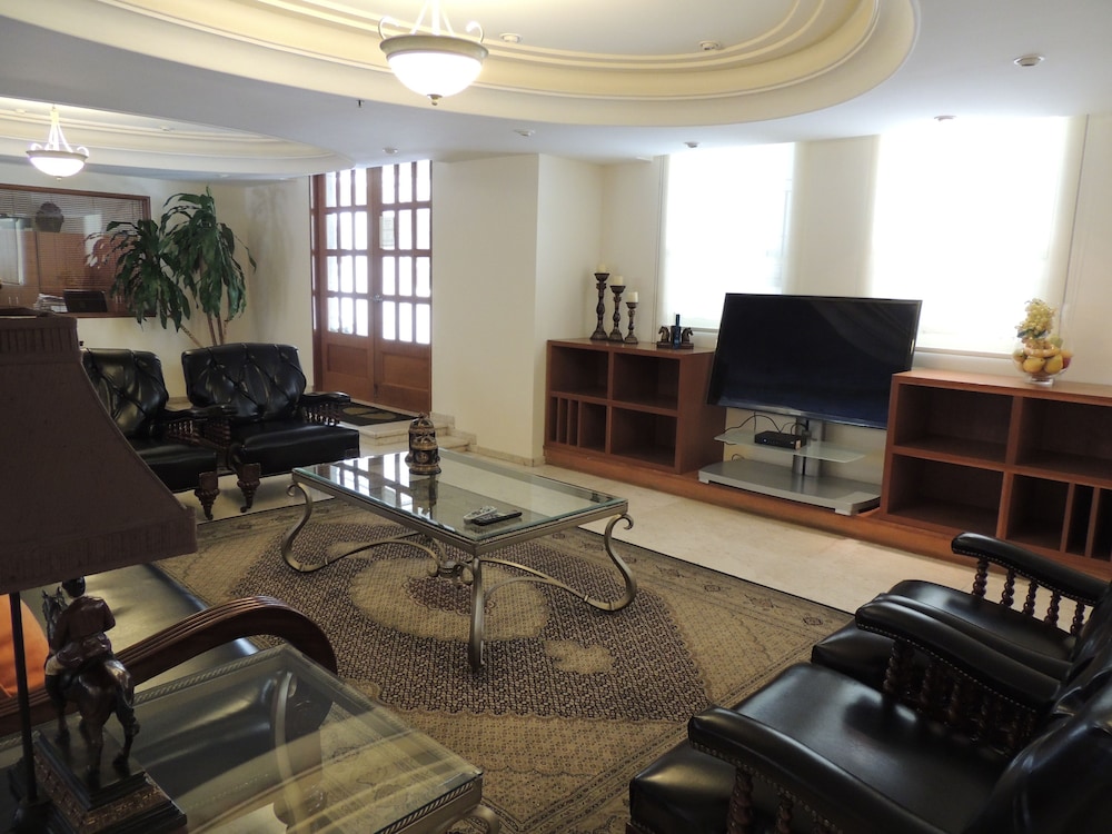 SUITES OBELISK 33/65