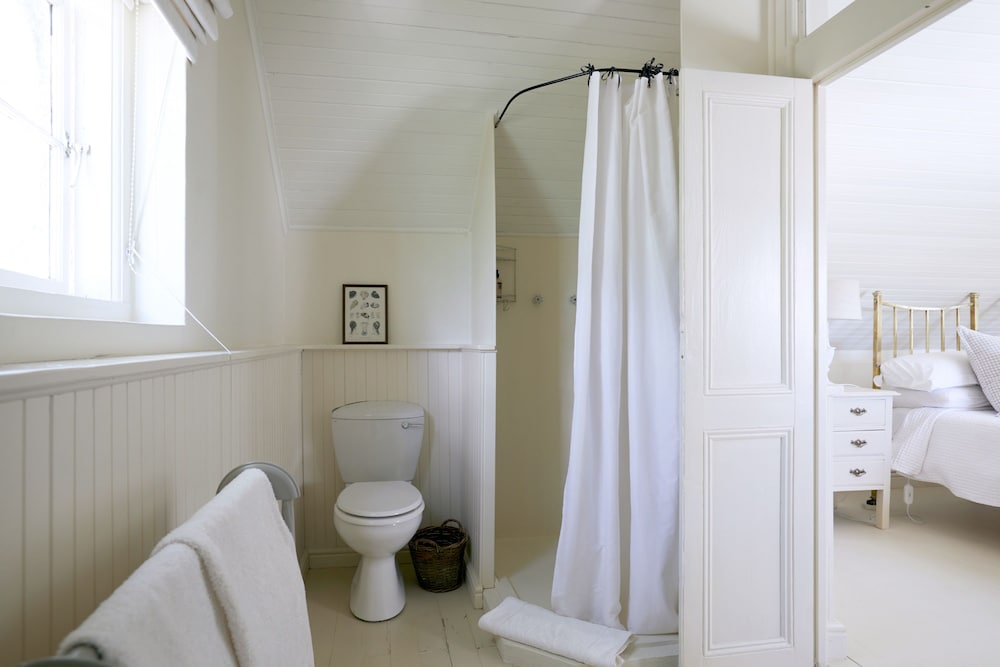 Prince Albert Country Stay 50/50
