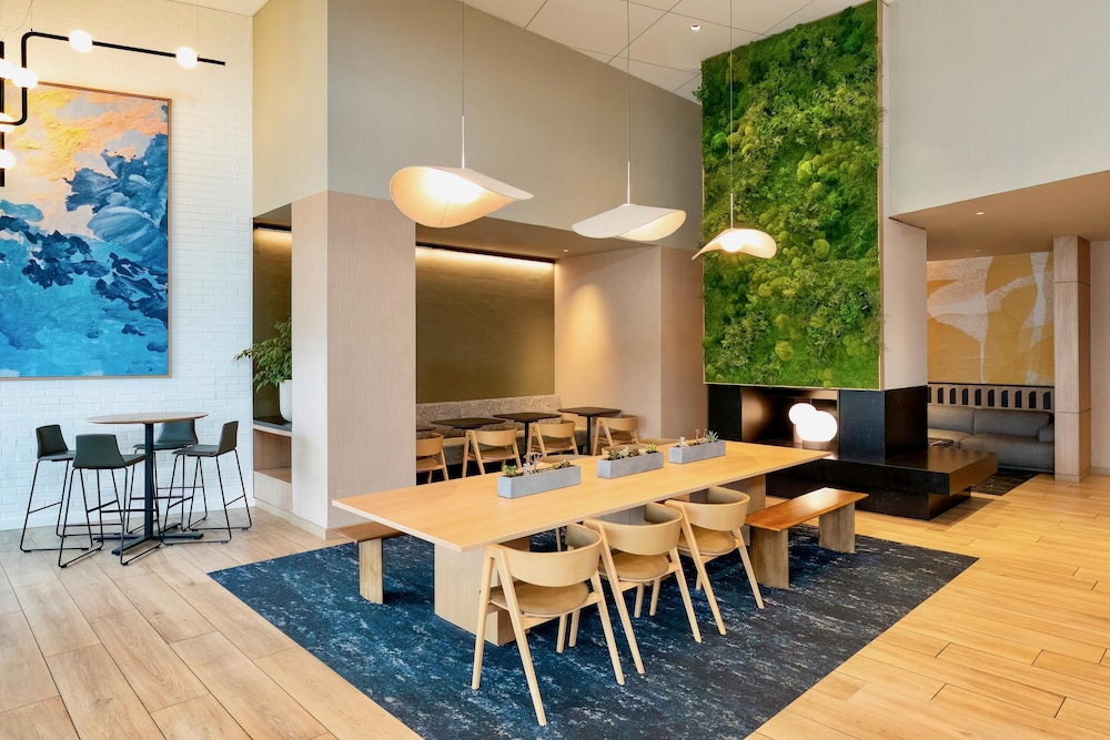 Hyatt Place Sacramento Roseville 45/67
