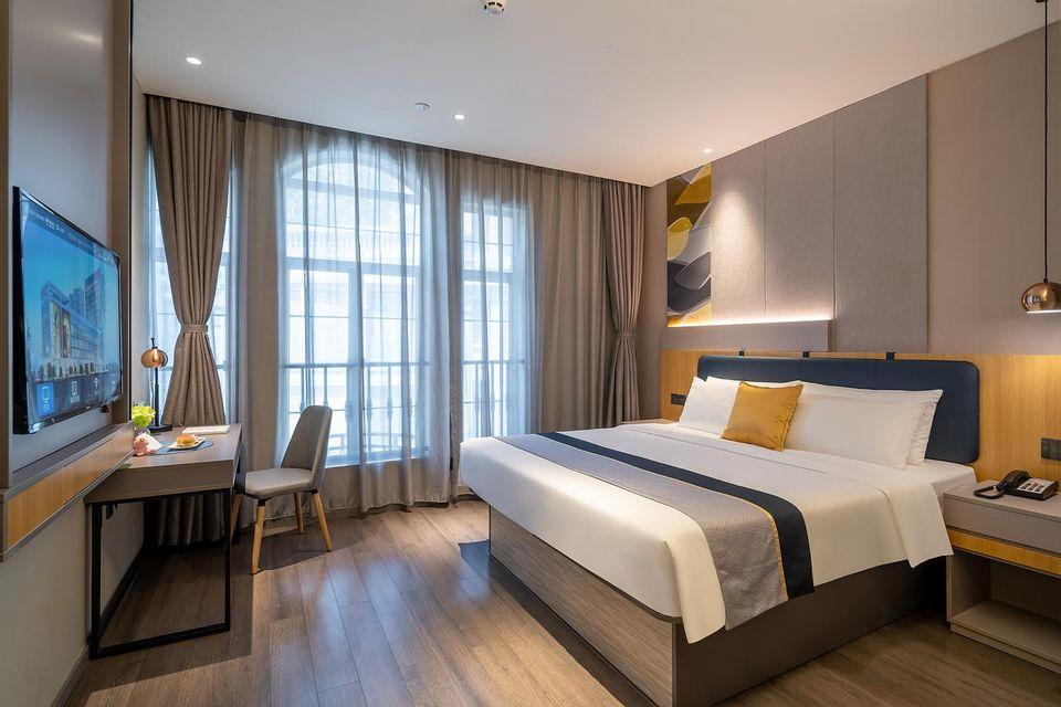 Home Inn Selected (Xiamen Zhongshan Road Pedestrian Street) 23/58