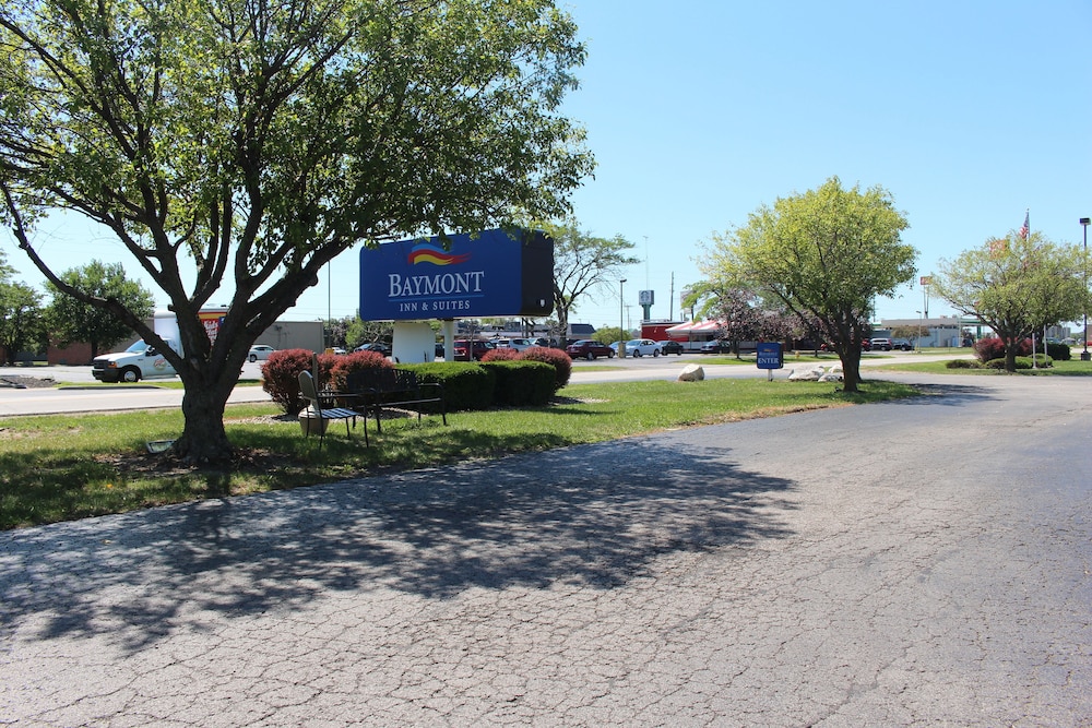 Baymont by Wyndham Perrysburg/Toledo 70/73