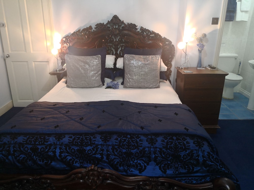 Arches B&amp;B 18/24