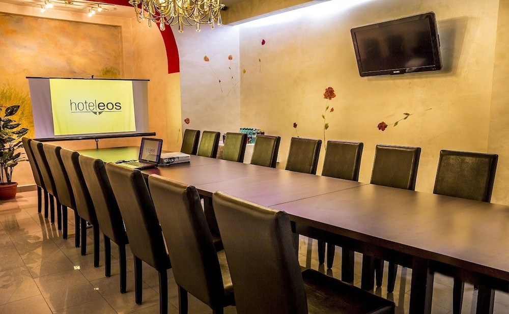 Hotel Eos Bucharest 27/32