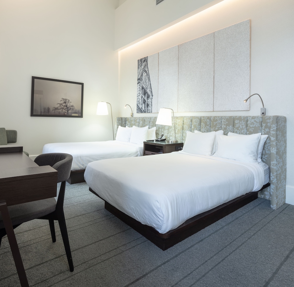 The Richardson Hotel 23/61