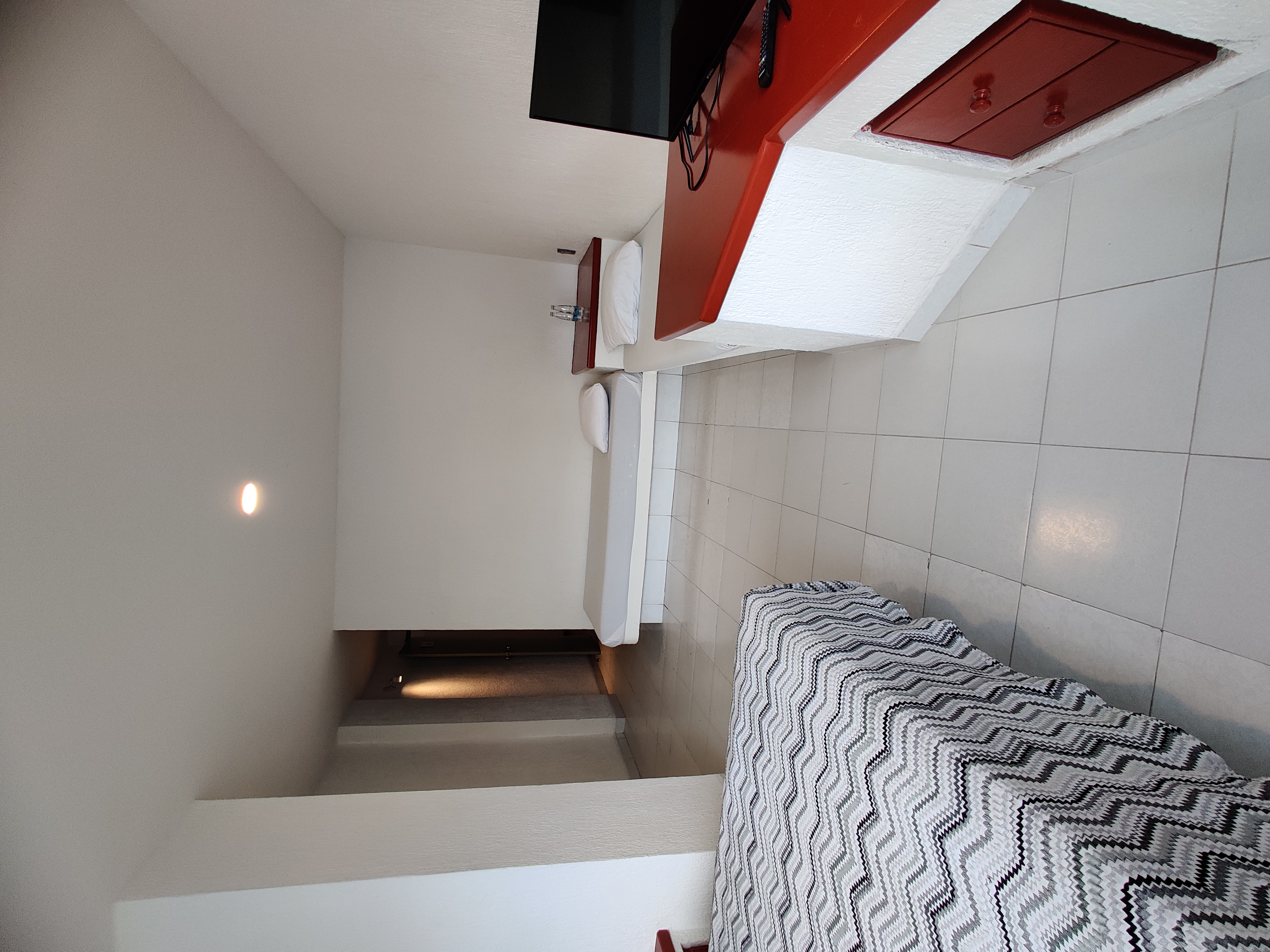 Room, City View