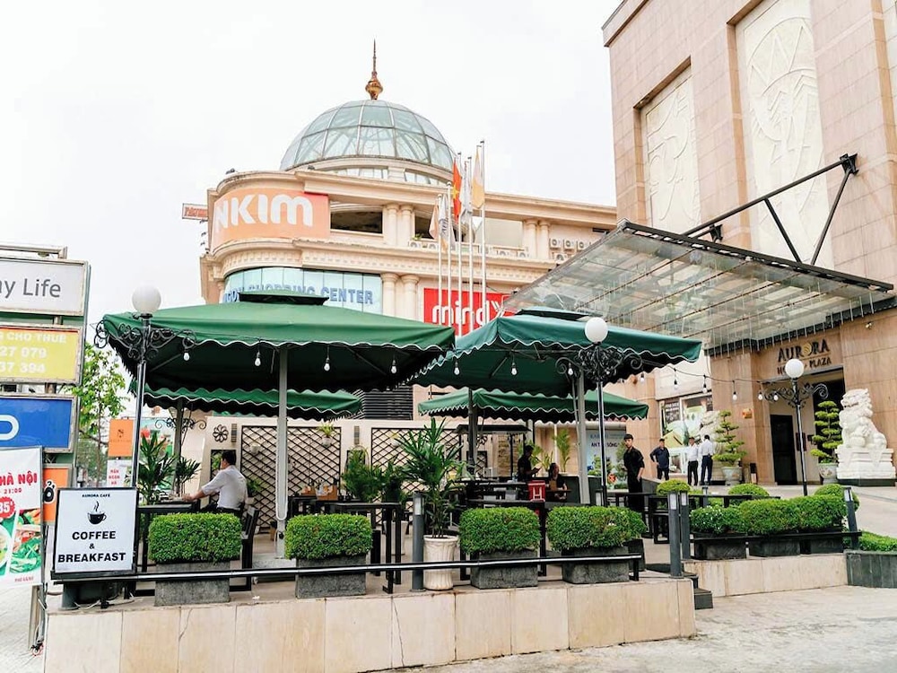 Aurora Hotel Plaza 5/71
