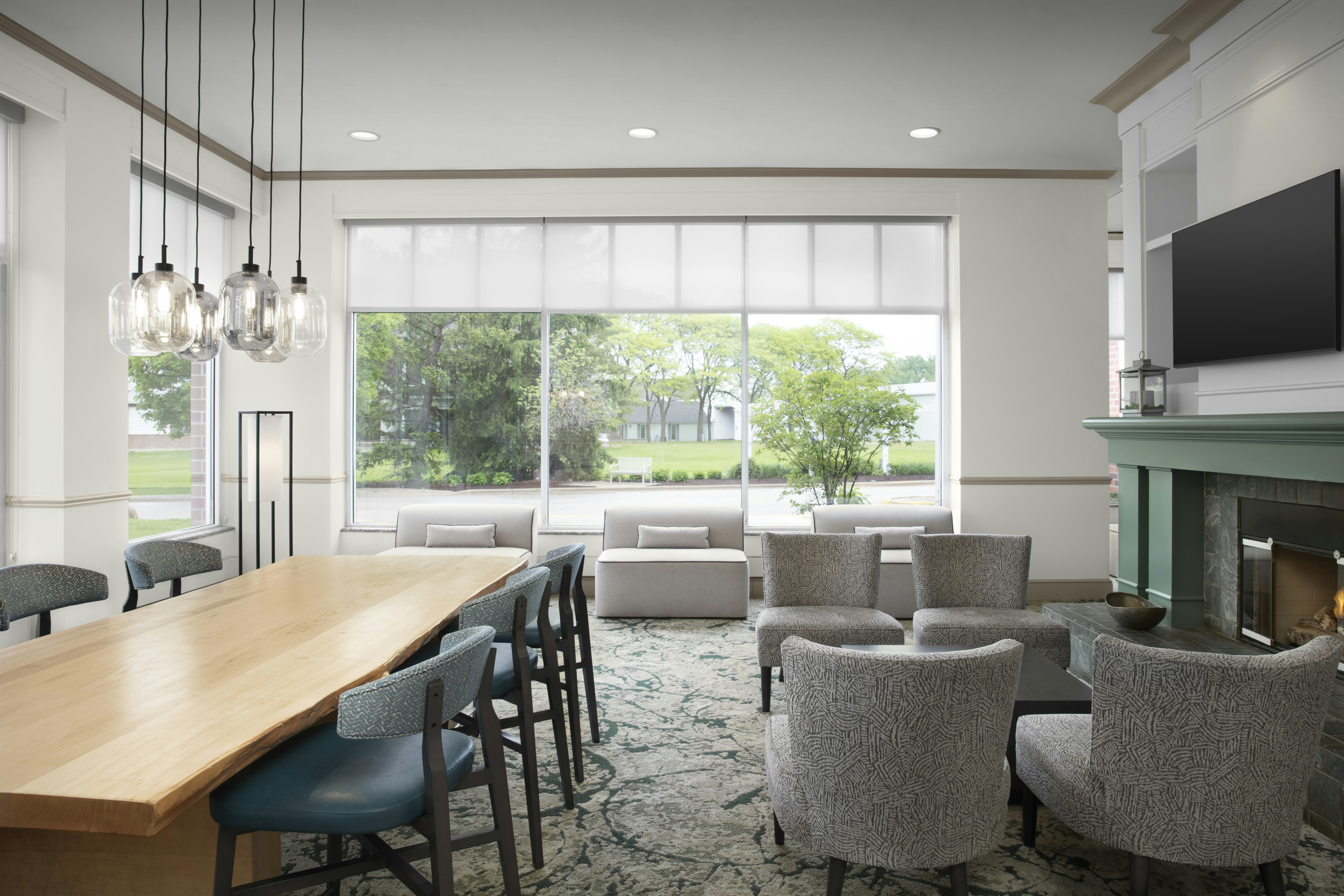 Hilton Garden Inn Hoffman Estates 37/52