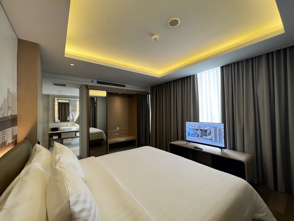 Ra Suites Simatupang 11/50
