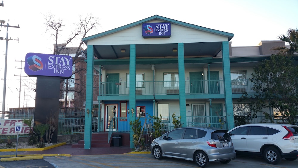 Stay Express Inn Near Ft. Sam Houston 25/26