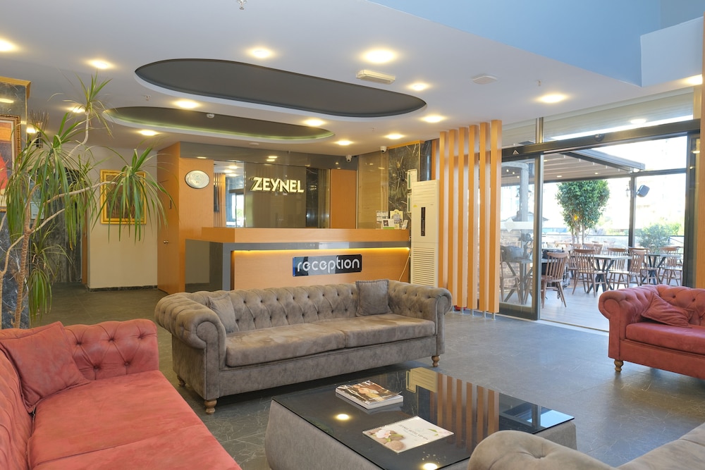 Lobby at Zeynel Boutique Hotel, KONYAALTI