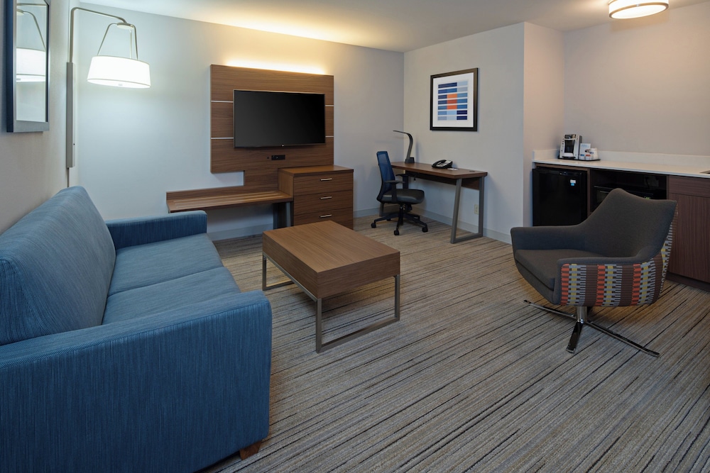 Holiday Inn Express Hotel Suites Seattle Sea Tac Airport 24/44