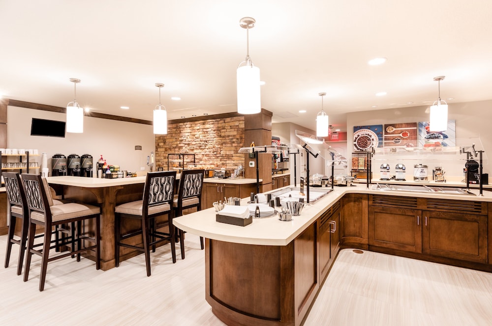 Staybridge Suites Fort Lauderdale Airport - West 36/53
