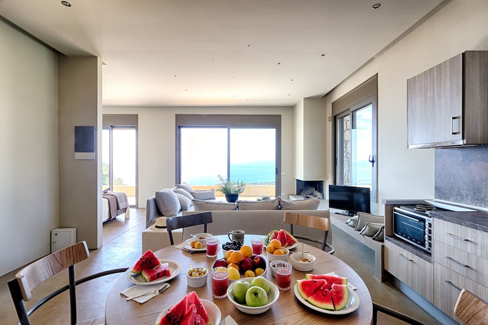 Euphoria Suites 18/41