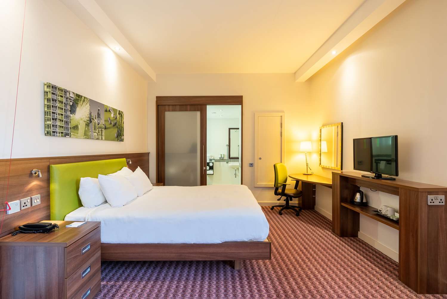 Room, Queen Bed, Sofa, Accessible