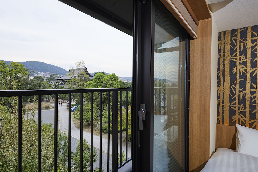 Rinn Gion Kenninji 23/64