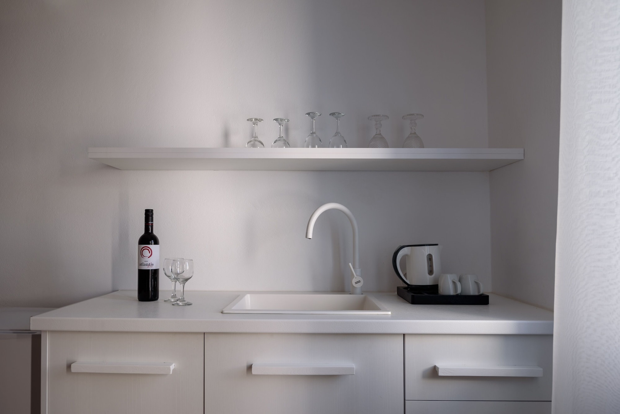 Apartment, Double Bed, Outdoor Jetted Tub، Kamares Apartments 5/6