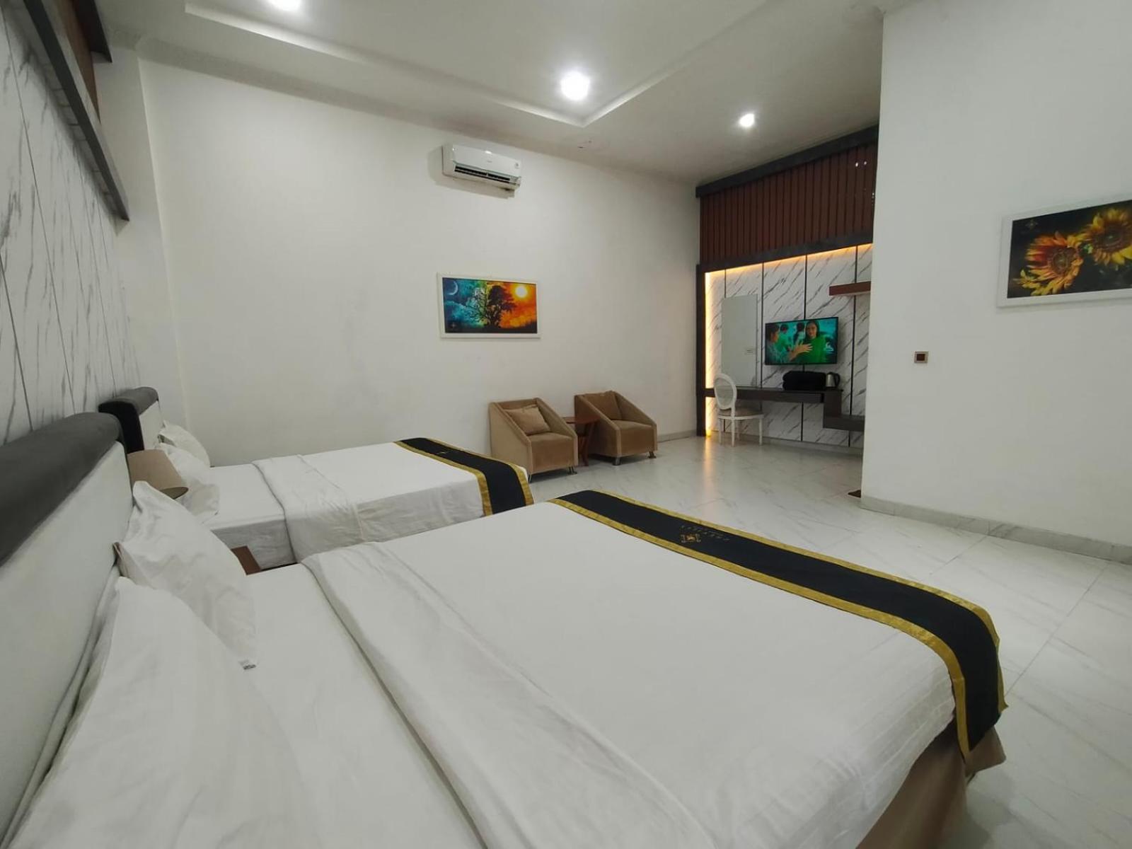 Chevilly Resort And Camp 15/49