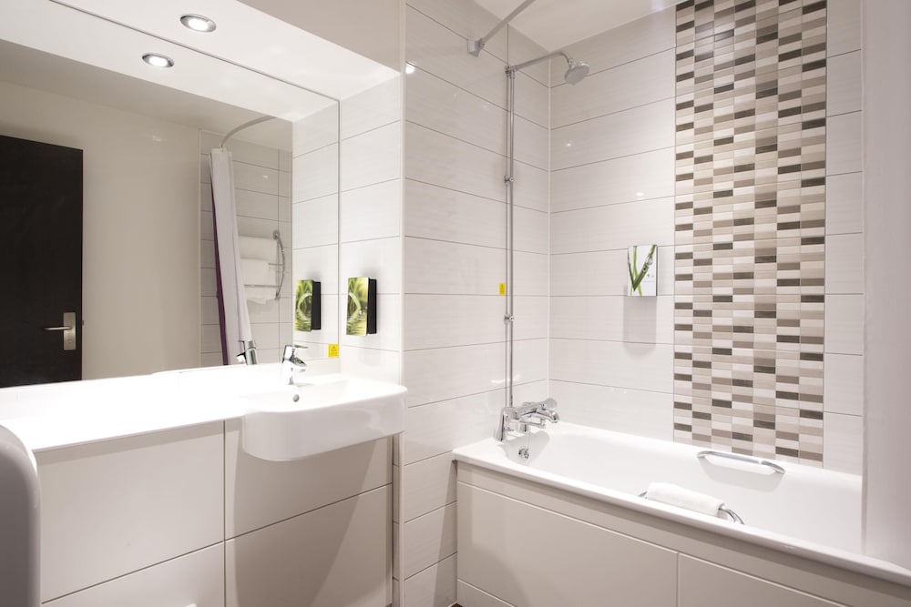 Premier Inn Felixstowe Town Centre hotel 40/40