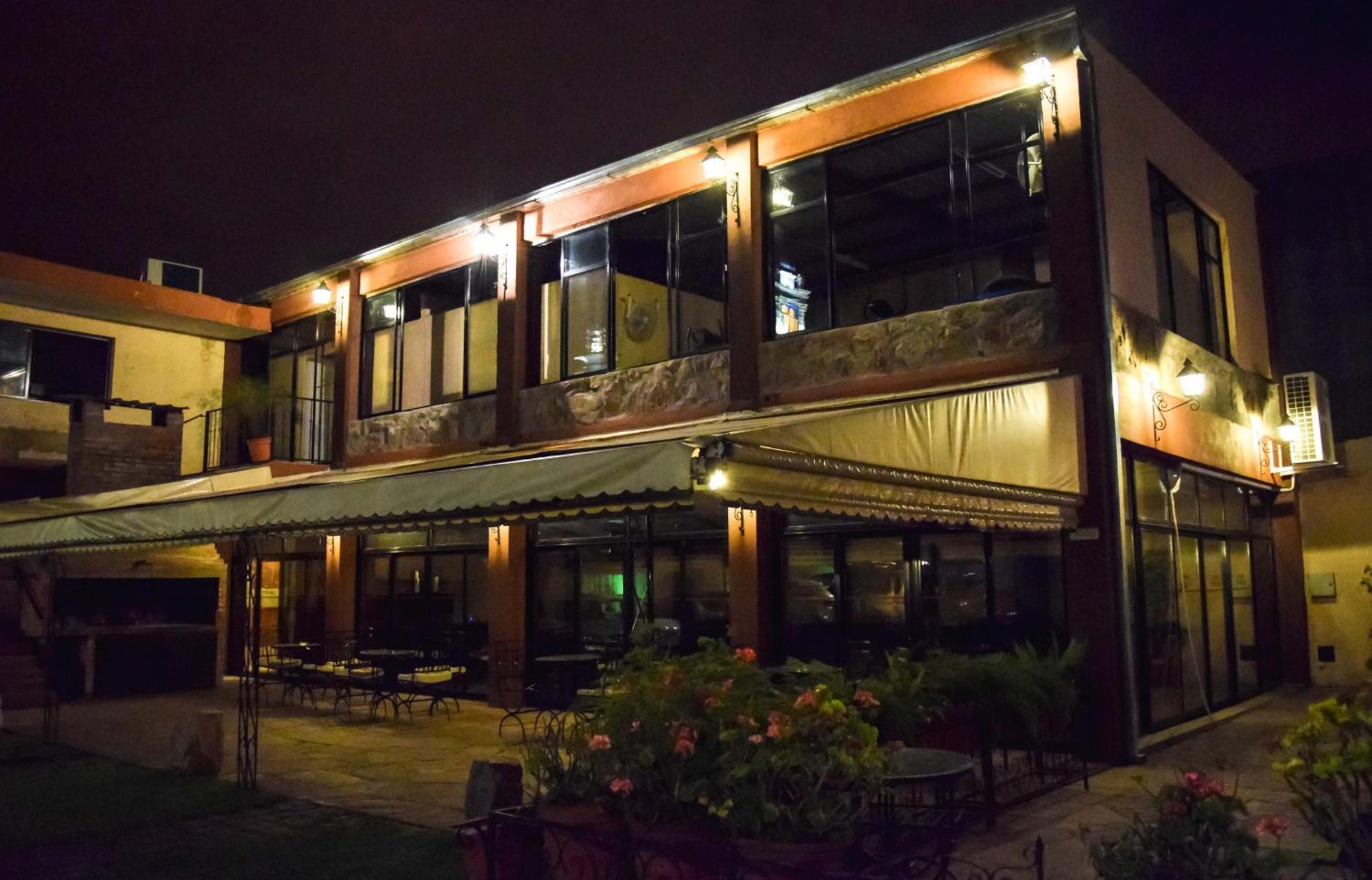 SAMKA HOTEL 2/51