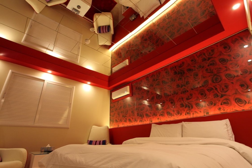 S-Petite Hotel 17/30