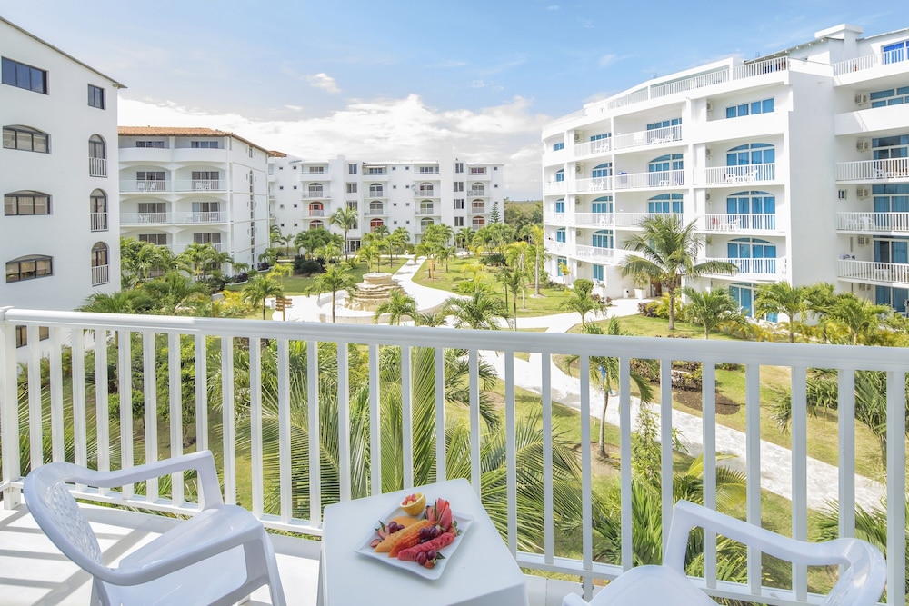 HM Alma de Bayahibe - Adults Only 3/50