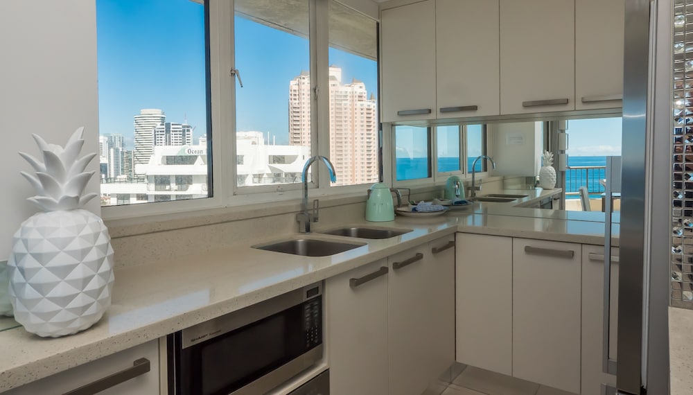 Boulevard North Holiday Apartments 55/77