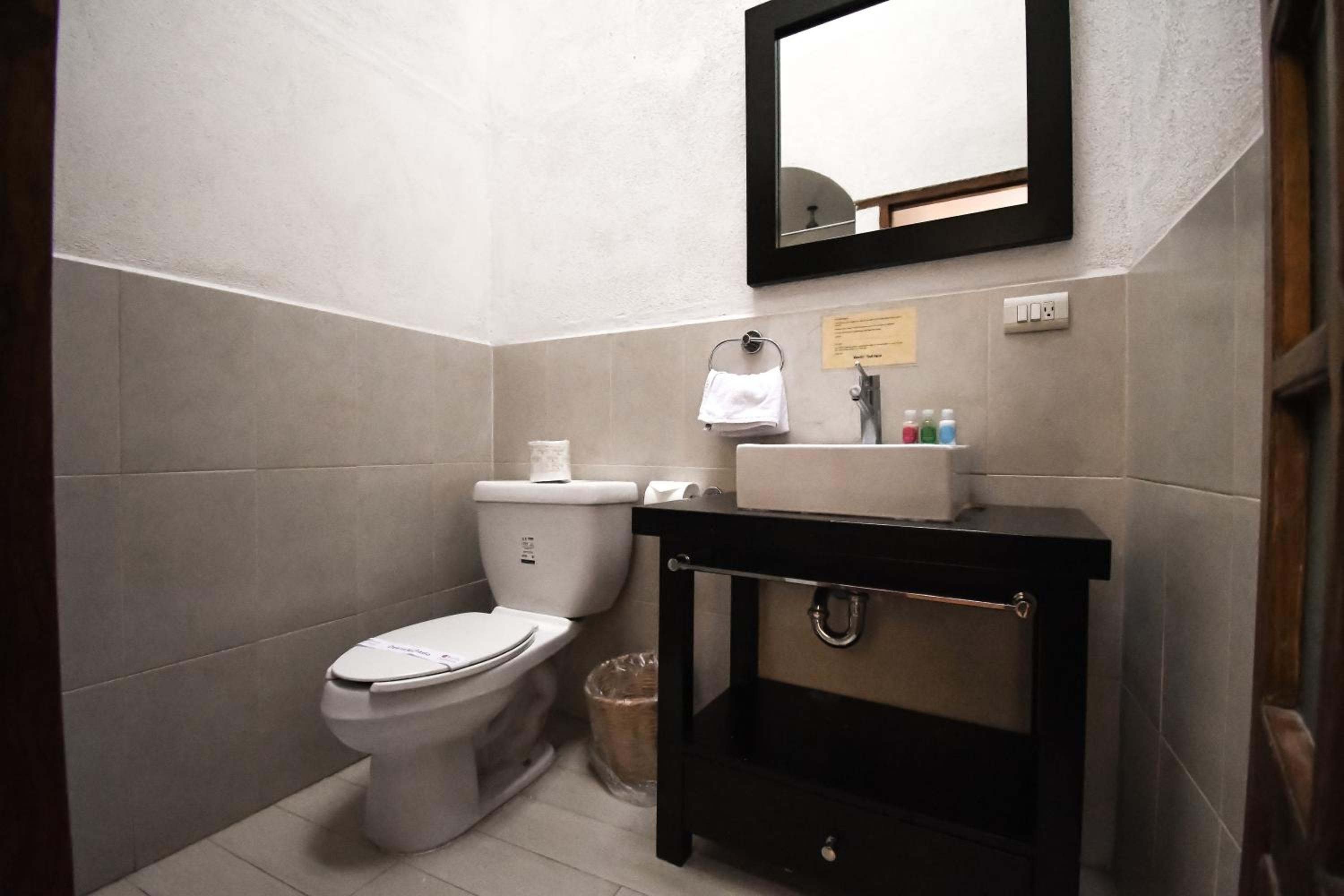Hotel Meson Cuevano 43/50