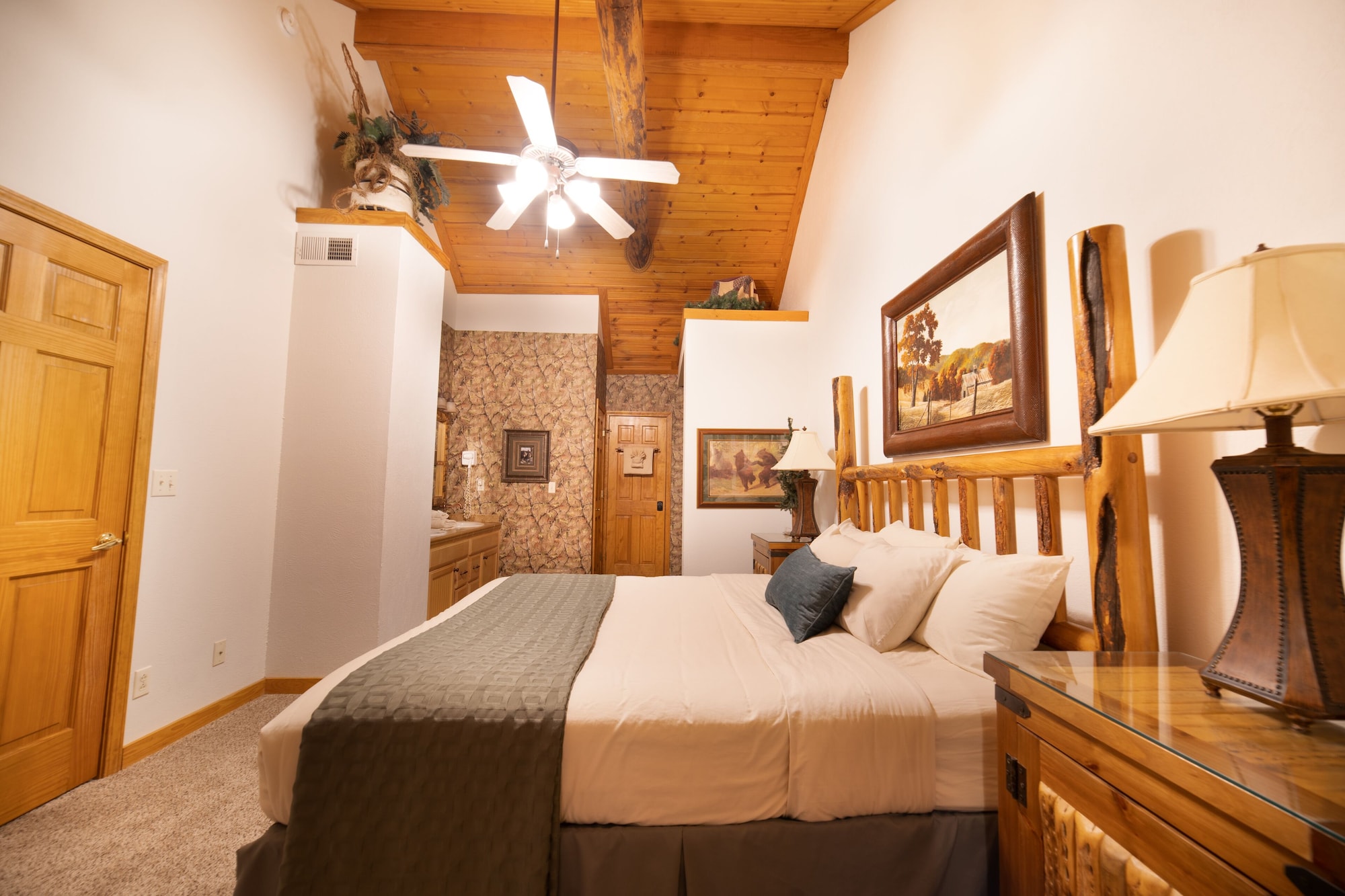4 BEDROOMS, GRAND, CABIN, TERRACE