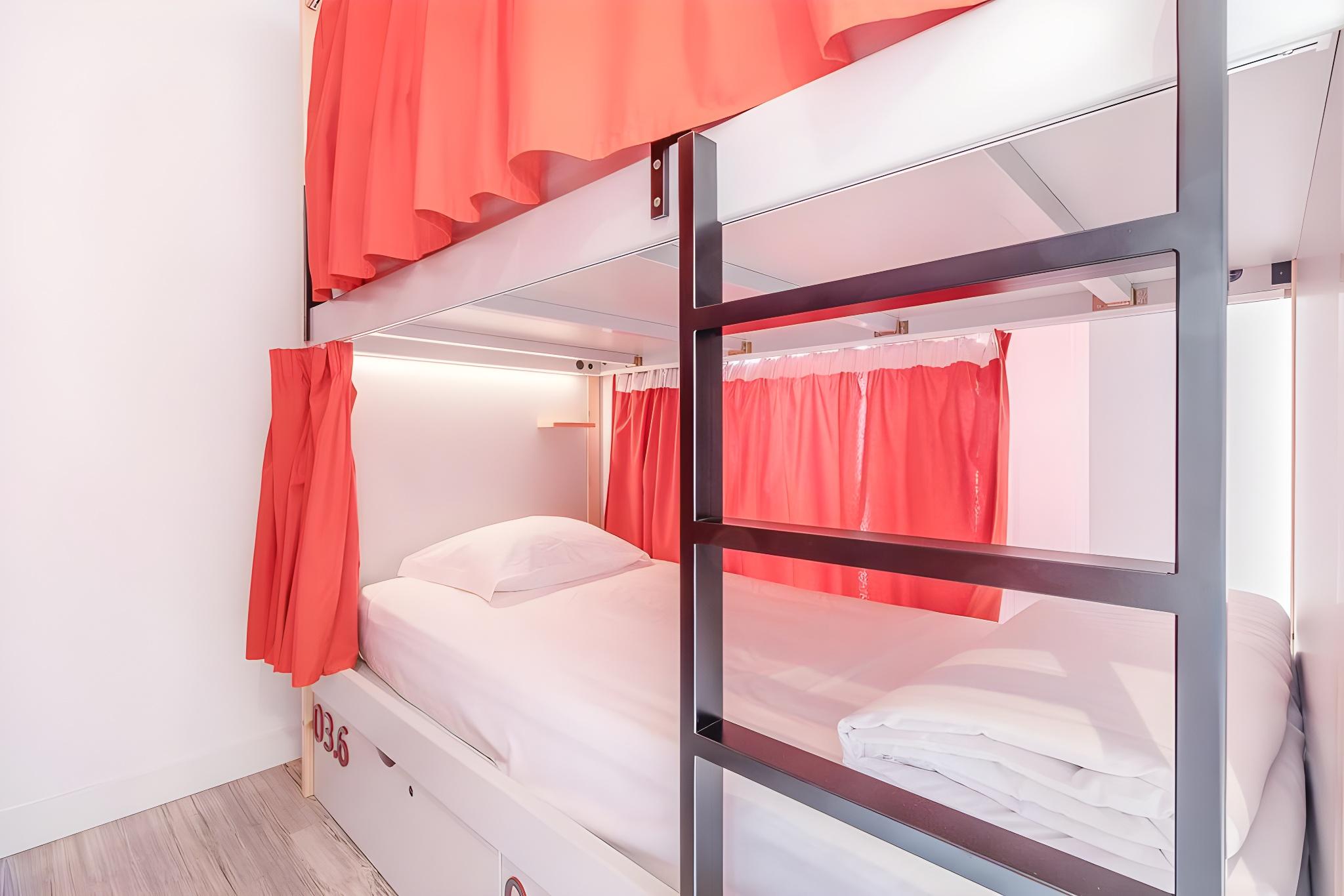 Female Dorm, Female Only, 6 Beds