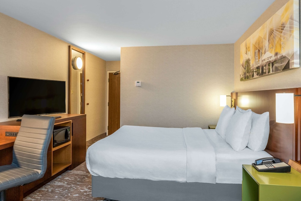 Comfort Inn Winnipeg Airport 11/36