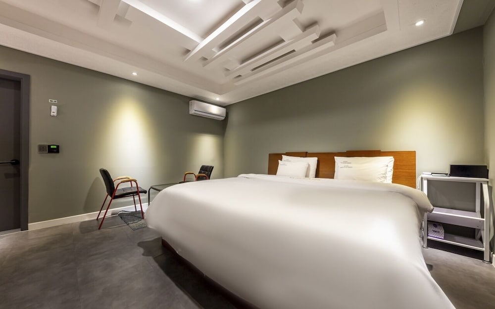 Hotel New Evergreen 31/62