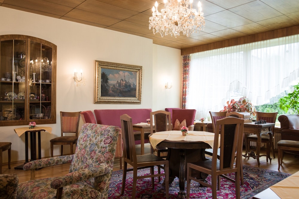 Hotel Alpenblick 53/79