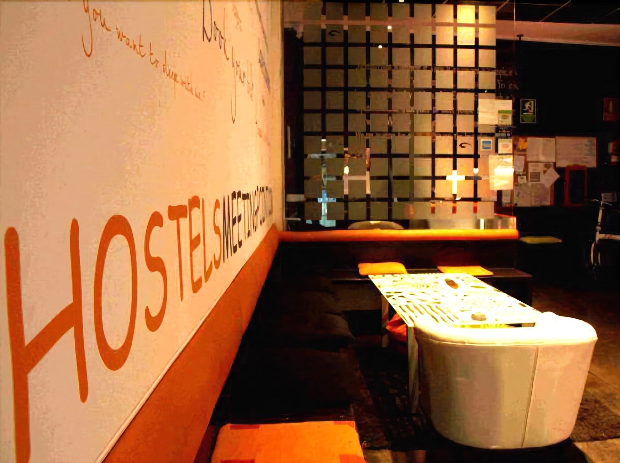 Hostels Meetingpoint 41/55