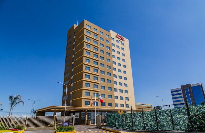 Hampton Inn Suites By Hilton Puebla 1/56