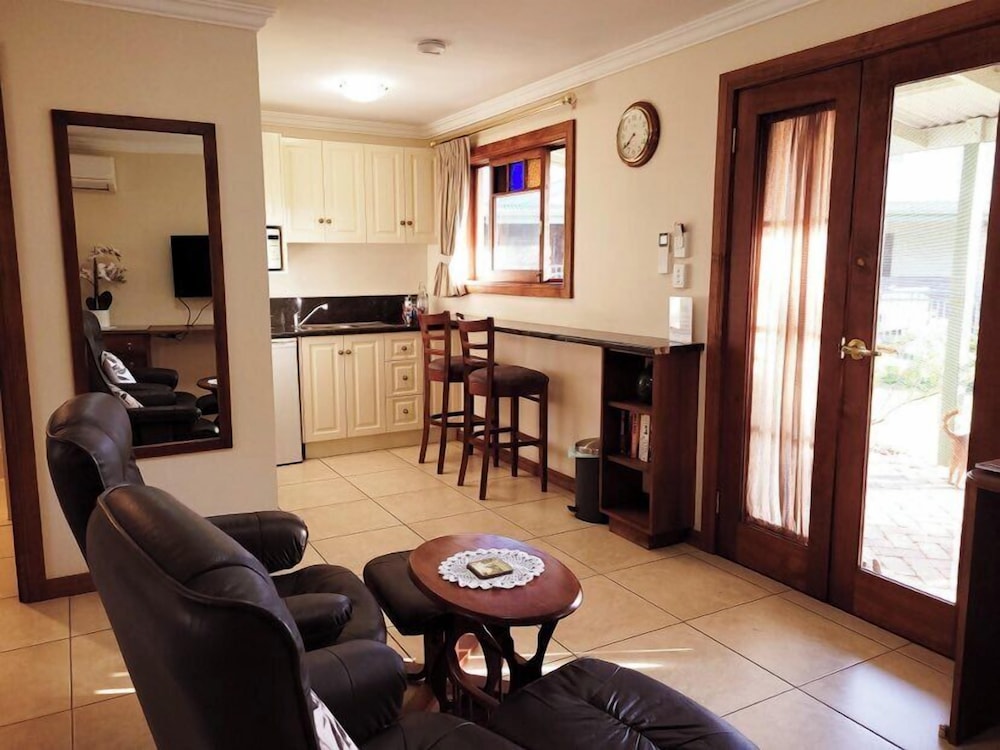 AMAMOOR LODGE 33/63