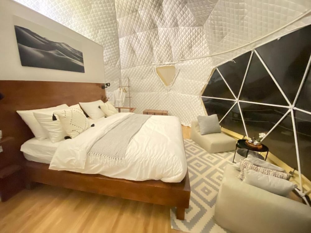 Luxury Desert Camp 14/50
