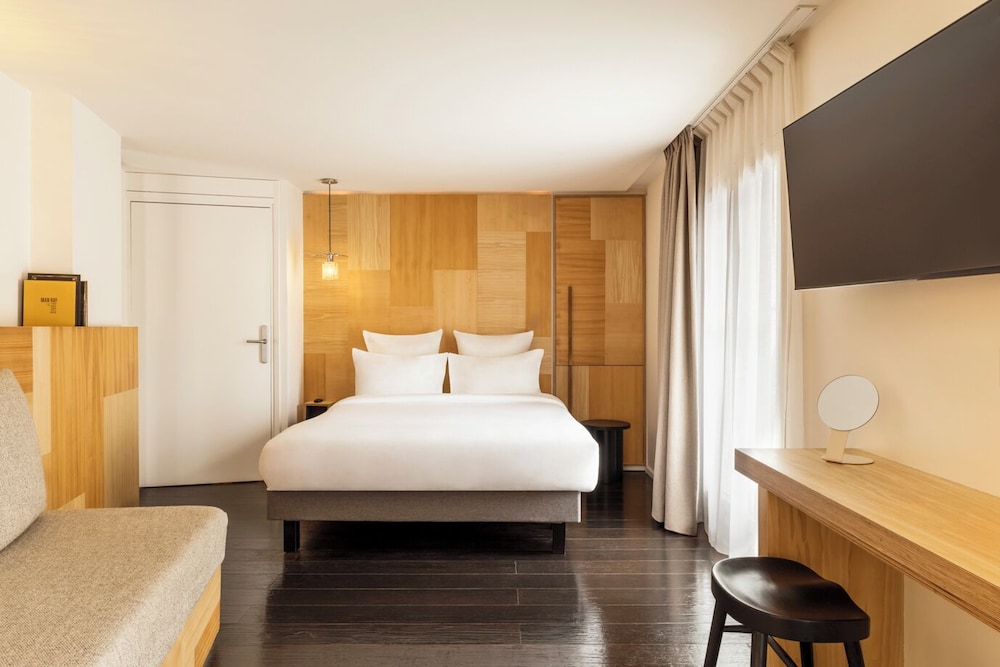 غرفة جونيور بسريرين منفصلين بإطلالة على القناة، Le Citizen Hotel 4/7