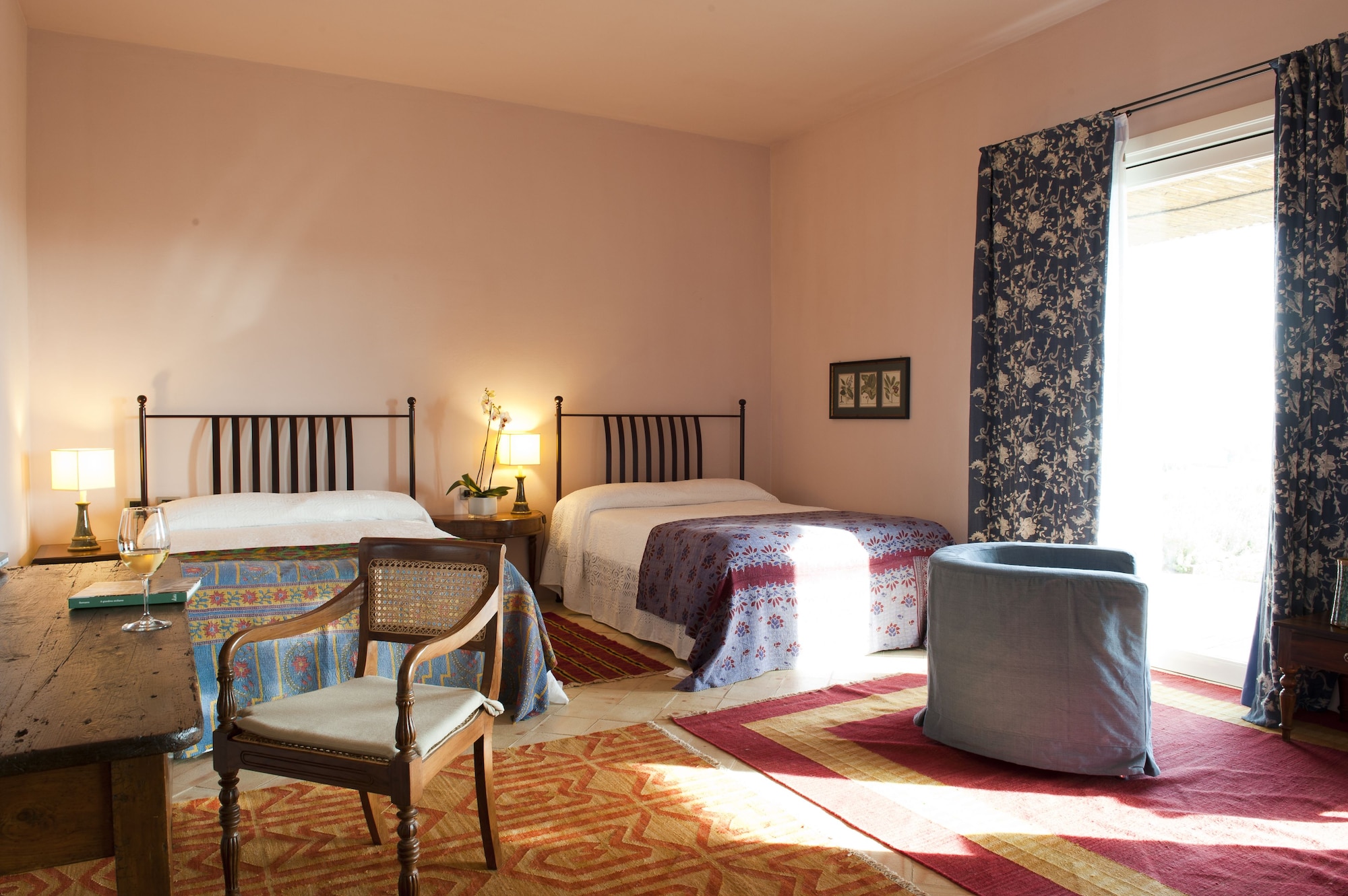 ROOM, TWIN BEDS, TERRACE