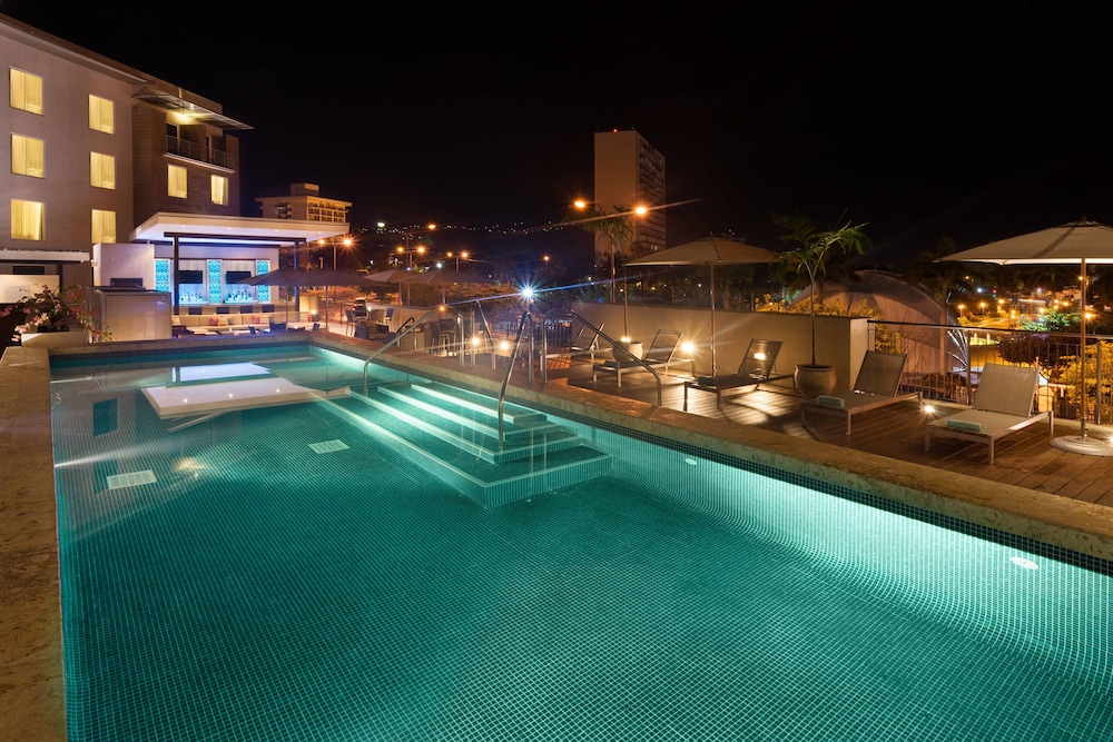 Courtyard By Marriott Kingston Jamaica 3/51