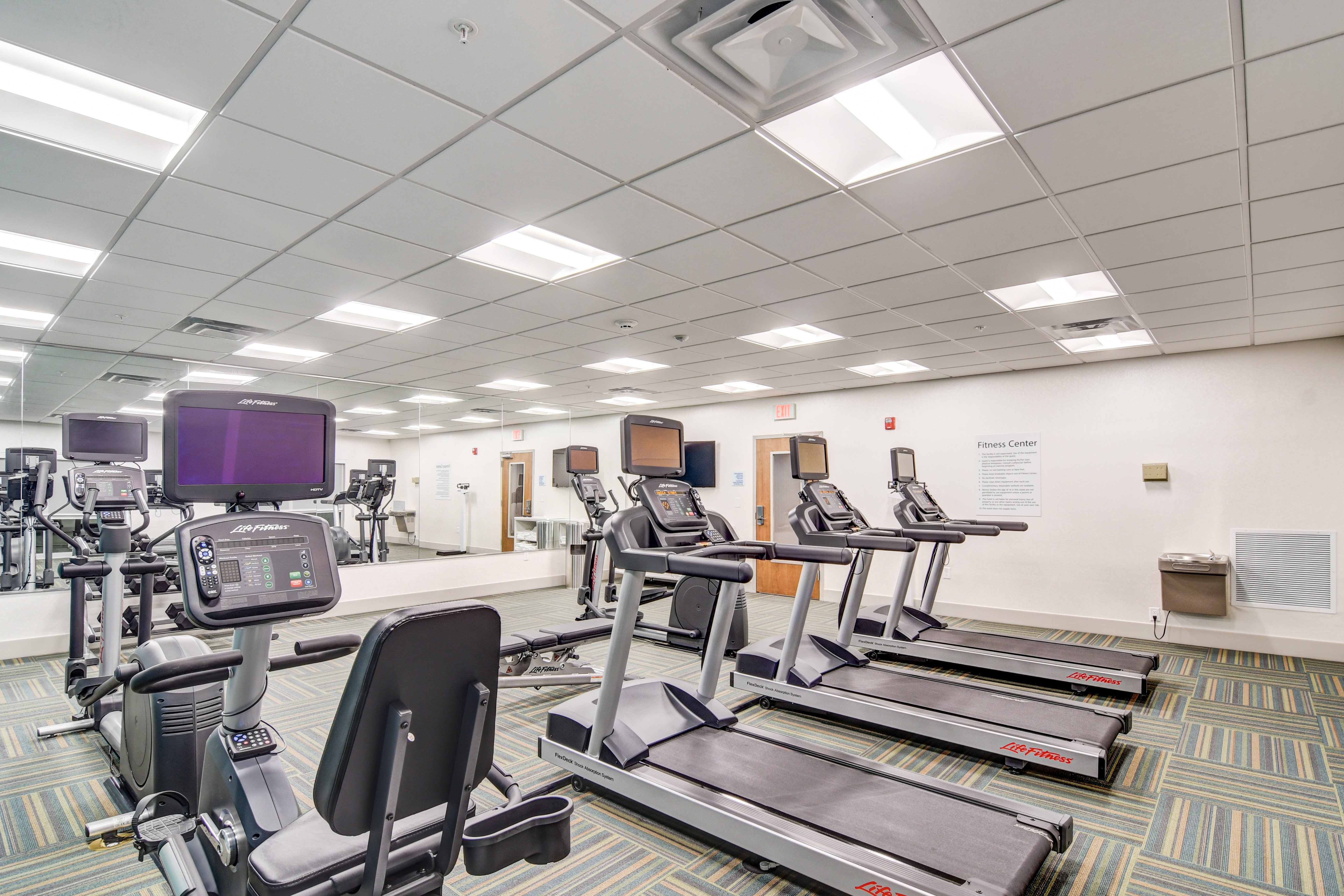 HOLIDAY INN EXPRESS FORT WALTON BEACH CENTRAL 35/47