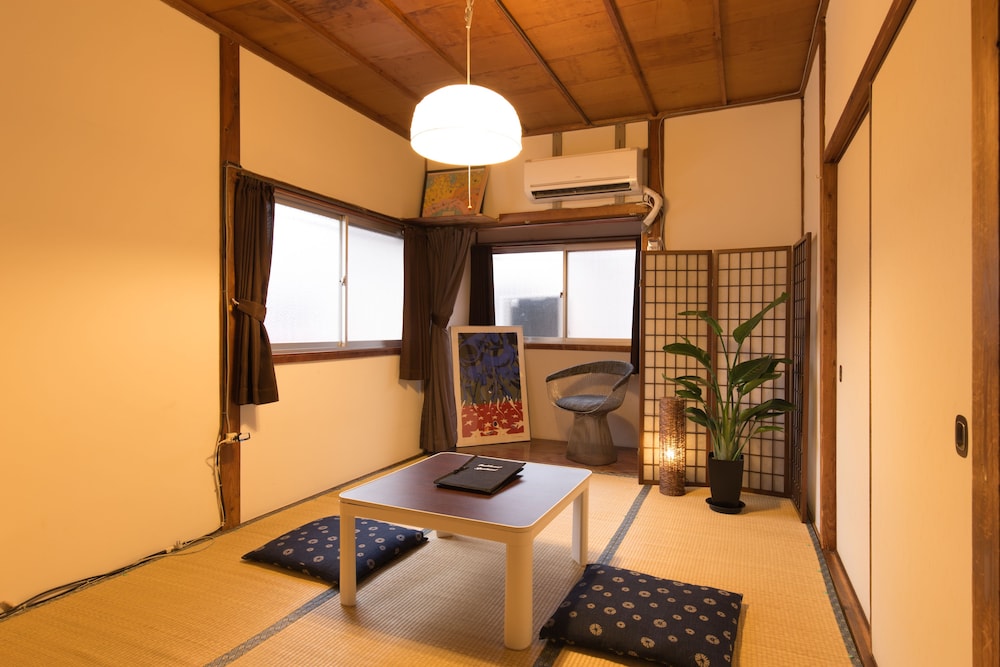 Traditional Apartment - Hostel 51/68