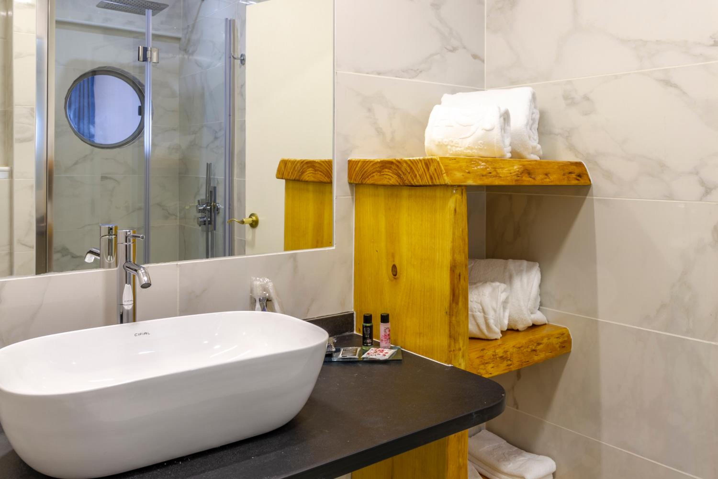 Superior, Double Bed, Hotel AS Lisboa 7/7