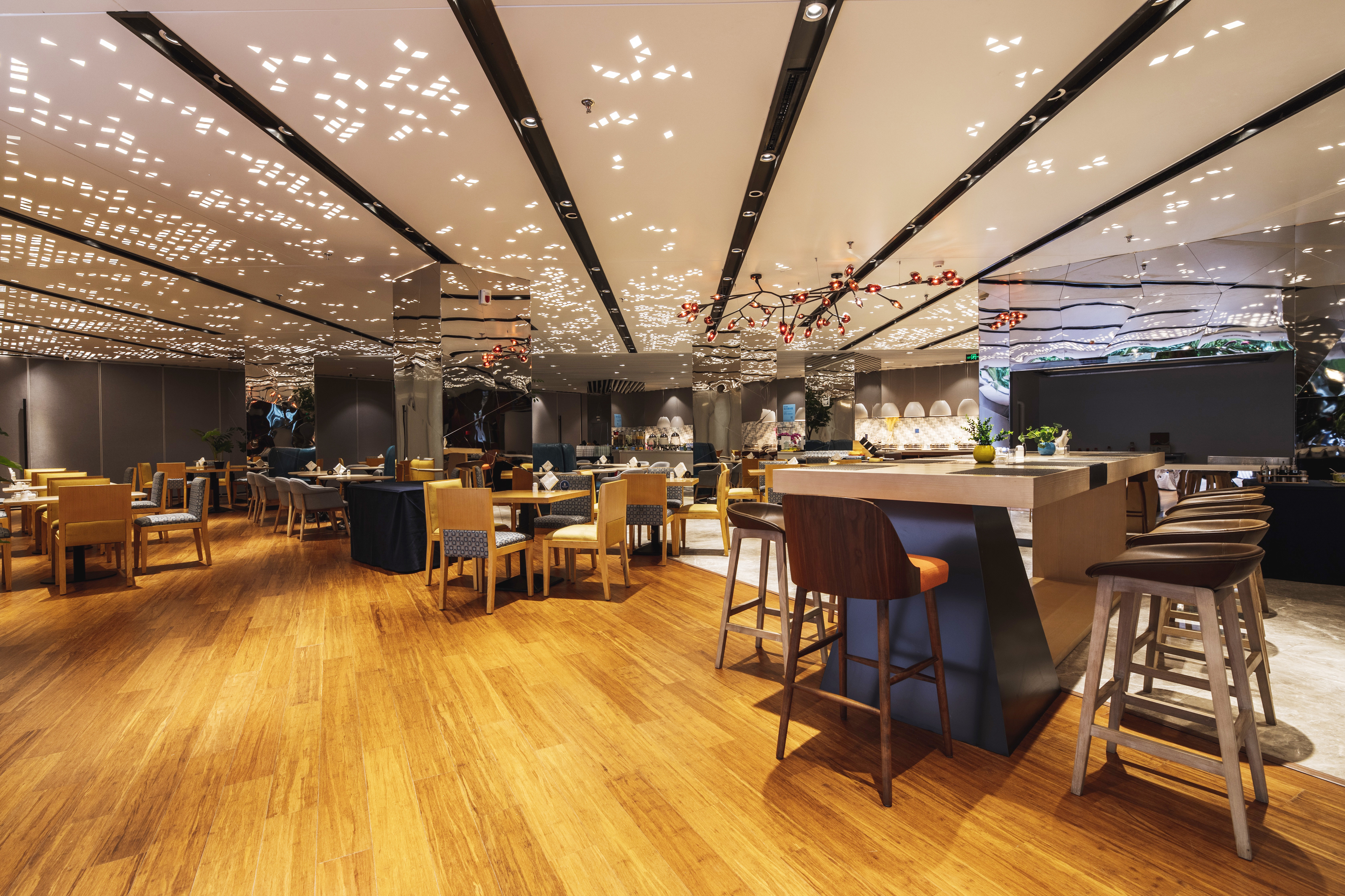 Holiday Inn Express Daocheng Yading 54/67