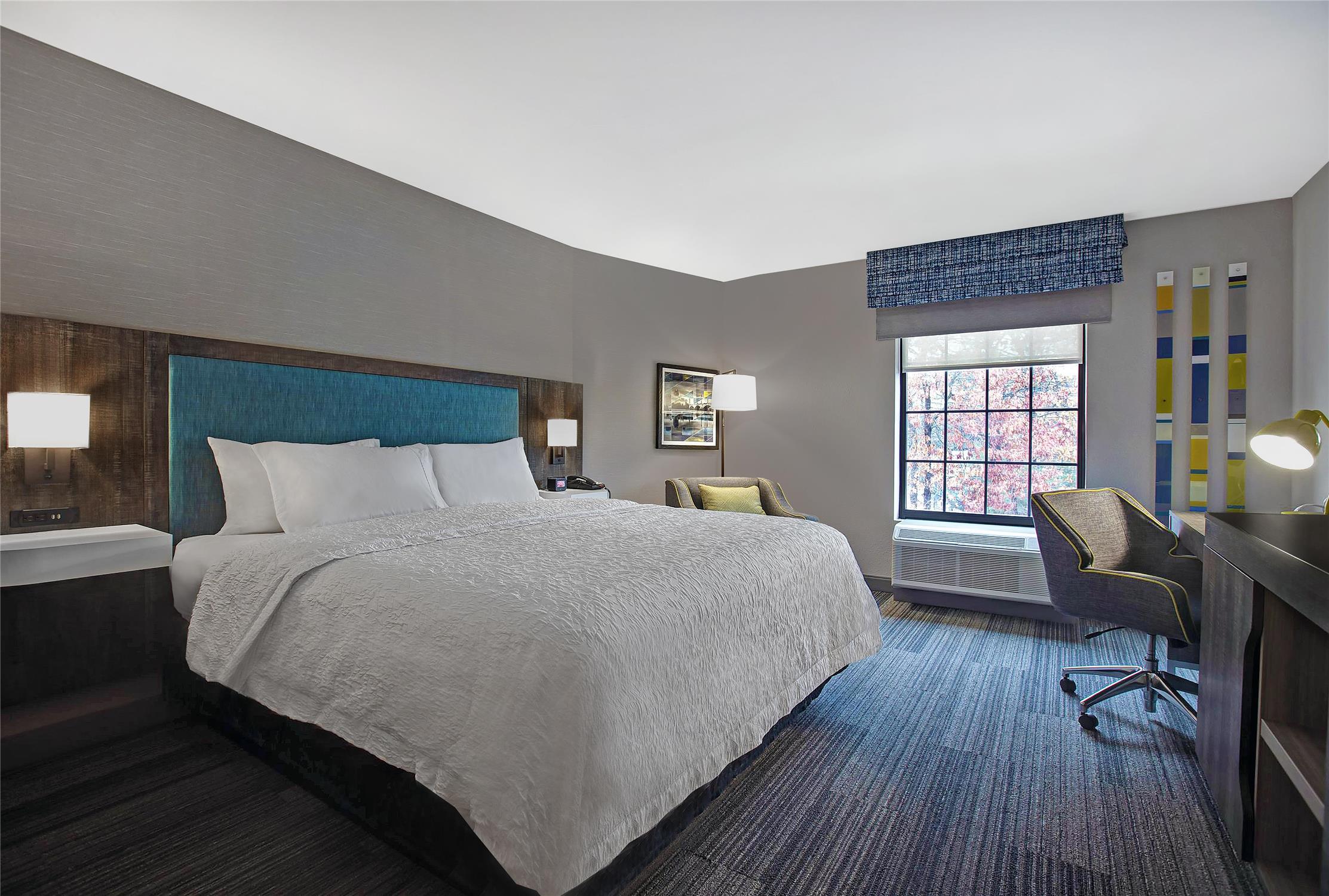 Hampton Inn Westfield 15/45