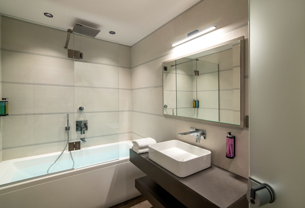 Summer Dream Hotel Apartments 48/50