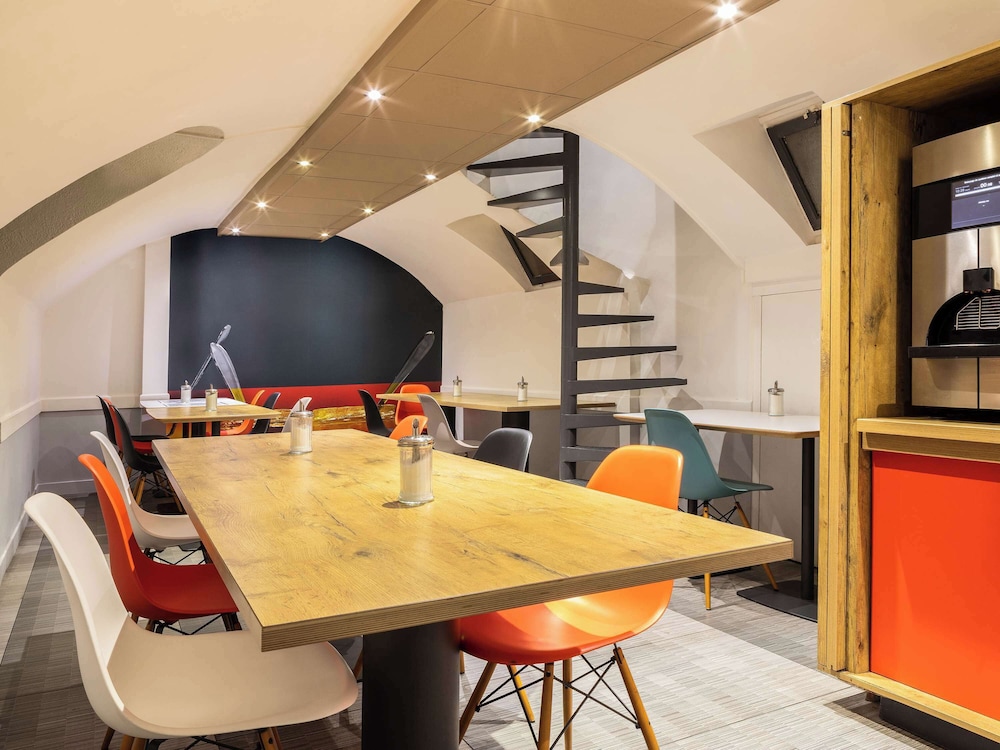 Ibis Paris Maine Montparnasse 14eme 51/58