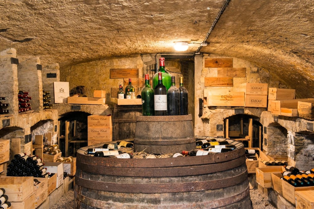CHATEAU DE COCOVE 11/66