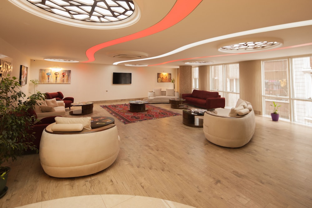 Armin Hotel 27/38