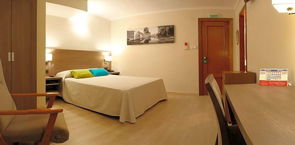 Hotel Avenida Plaza 12/41