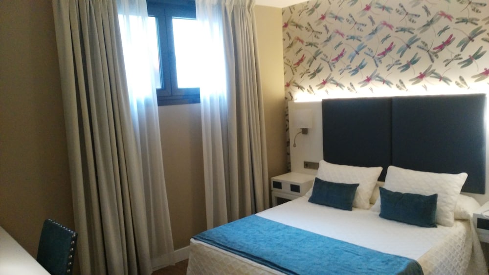 Hotel Canelinas 4/33